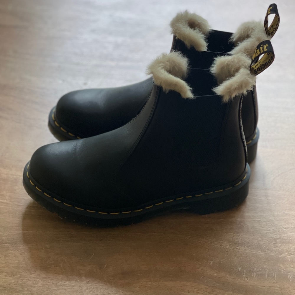 Dr marten Chelsea boot
